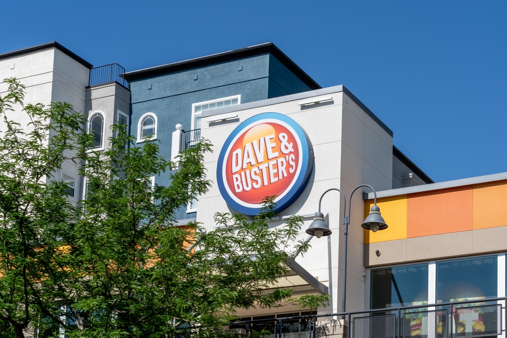 Dave and Busters exterior